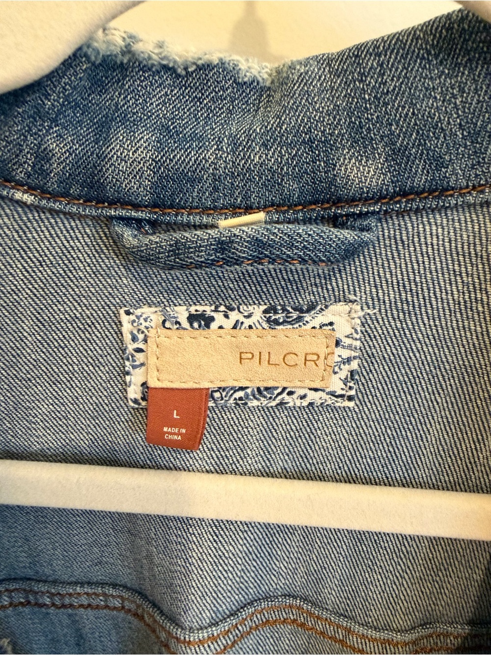 Pilcro Oversize Light Blue Denim Jacket - Women - Picture 4 of 4